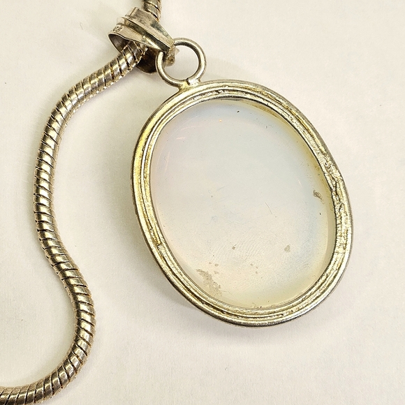 Beautiful Opalite Necklace - Picture 8 of 13
